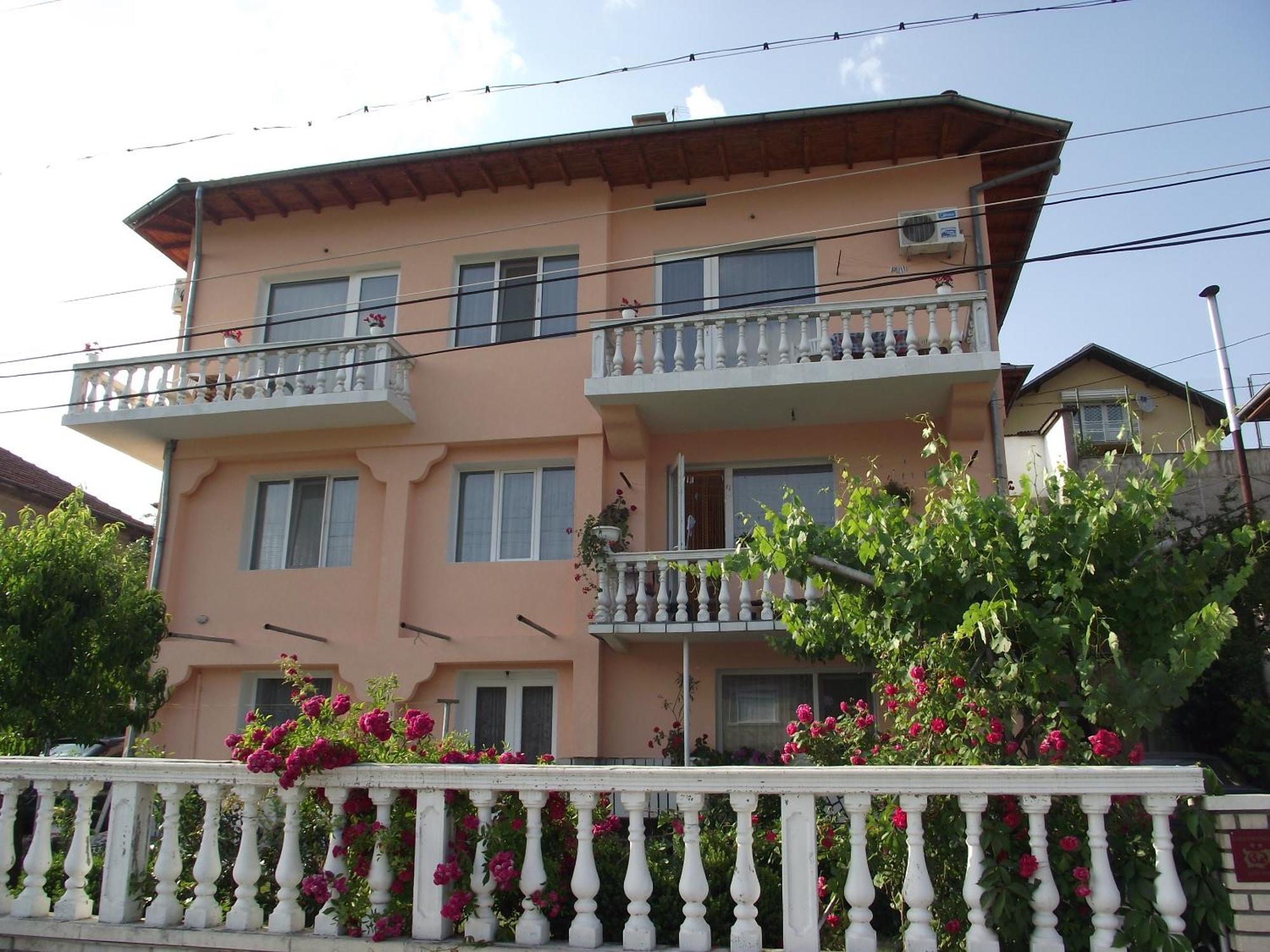 Family Hotel Velevi Velingrad Exterior photo